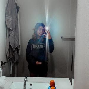 Meet your Posher, Hailey